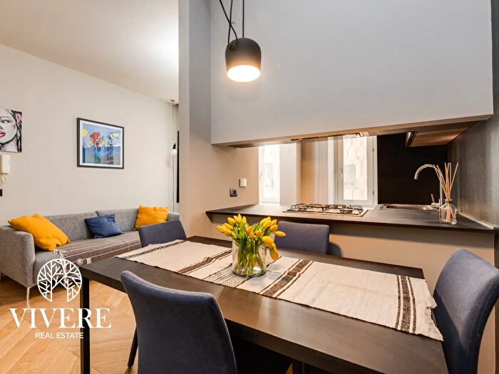 Appartamento trilocale in vendita in Via di Trasone, Roma