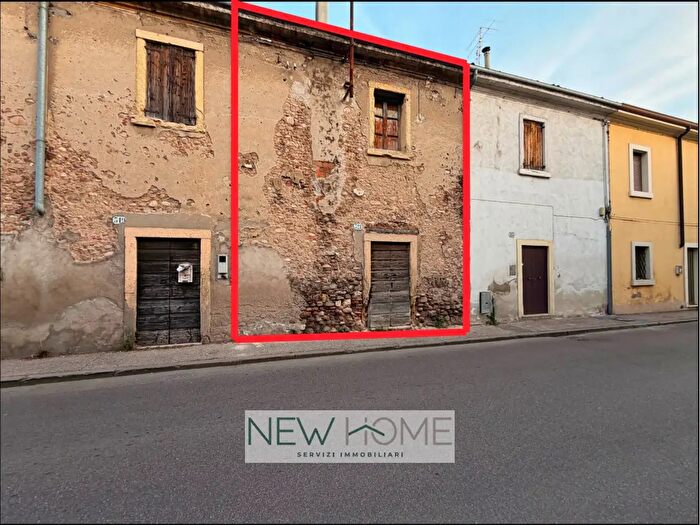 Appartamento bilocale in vendita in Via Scuderlando, Verona