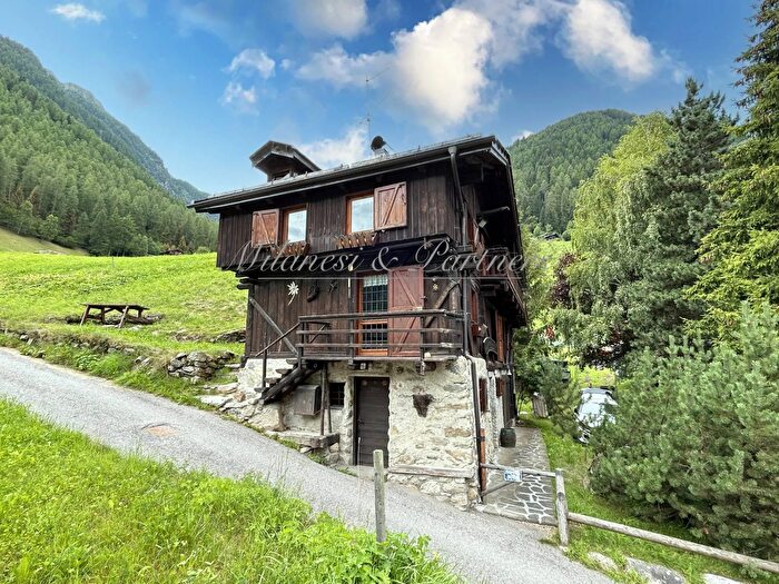 Casa quadrilocale in vendita in Valorz, Rabbi