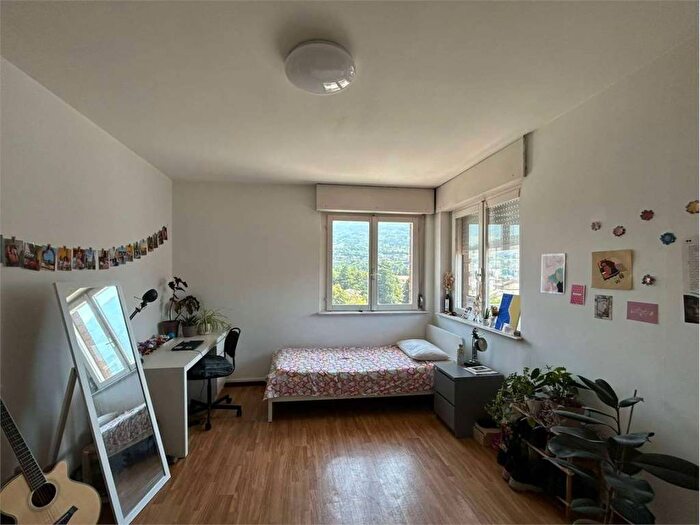 Appartamento con 5 locali in affitto in San Bartolomeo, Trento