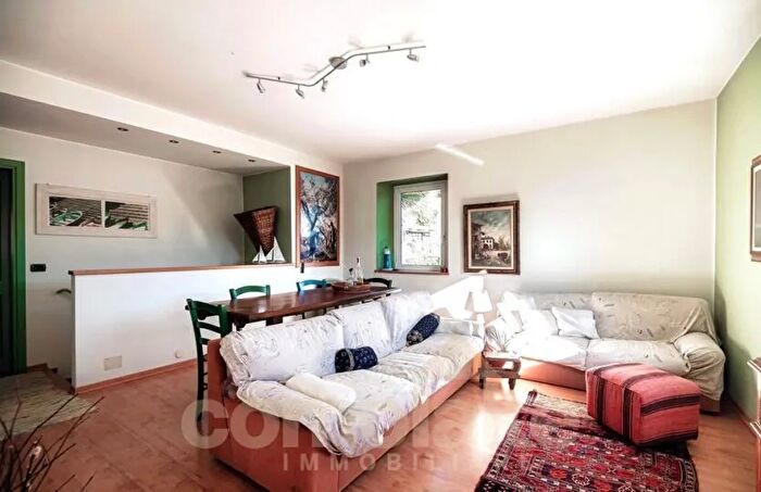 Casa trilocale in vendita in Via alla Chiesa Maslianico Maslianico Centro Storico Residenziale, Maslianico