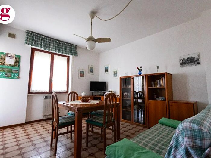 Appartamento trilocale in vendita in Via Grecale, Vasto