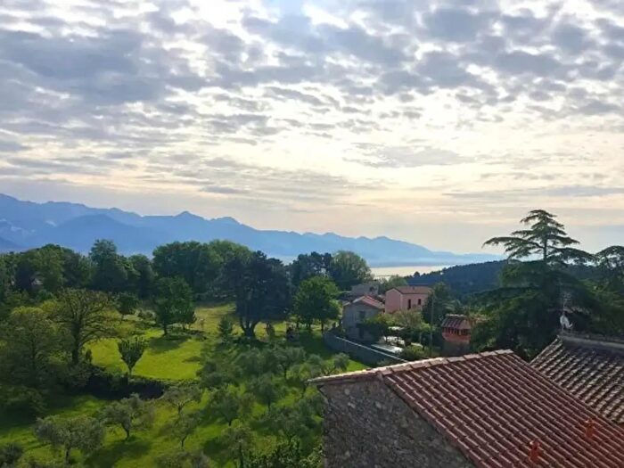 Casa bilocale in vendita in Via della Piazza, Ameglia
