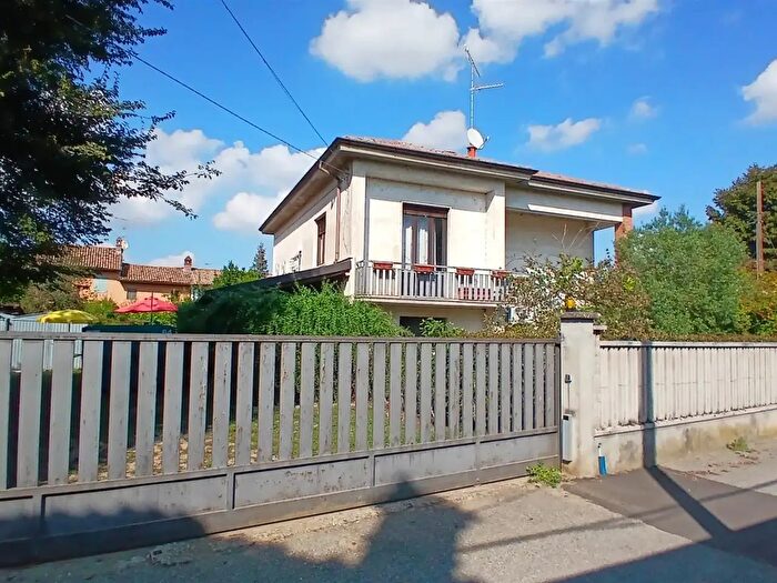 Casa quadrilocale in vendita in Mortara
