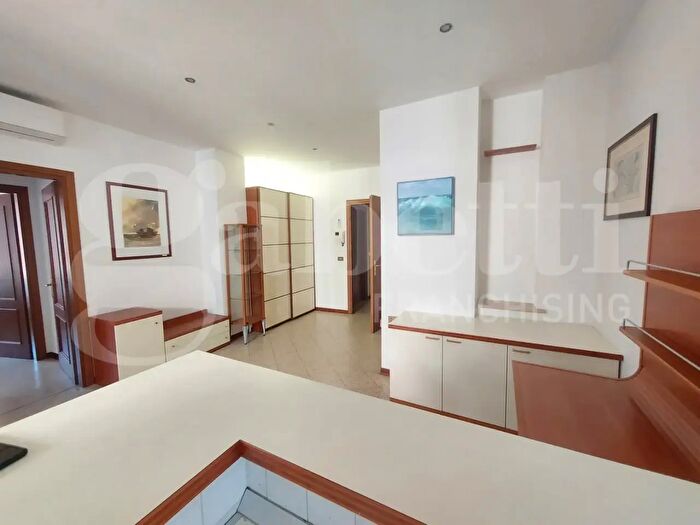 Appartamento bilocale in affitto in Corso del Popolo, Treviso