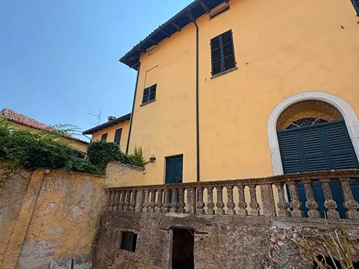 Appartamento trilocale in vendita in Ponte Dell'Olio