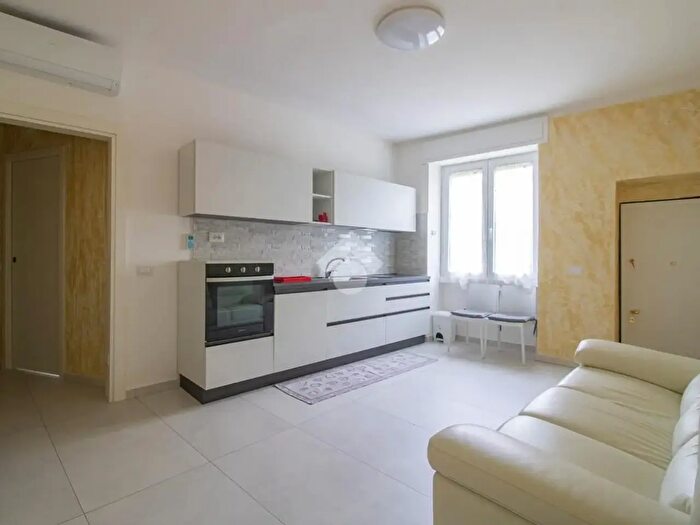 Casa quadrilocale in vendita in Via Aleno, Marcheno