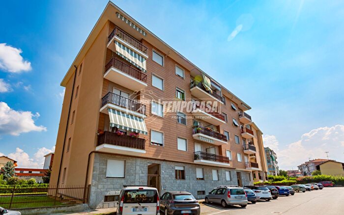 Appartamento trilocale in vendita in Via Vercelli, Gassino Torinese