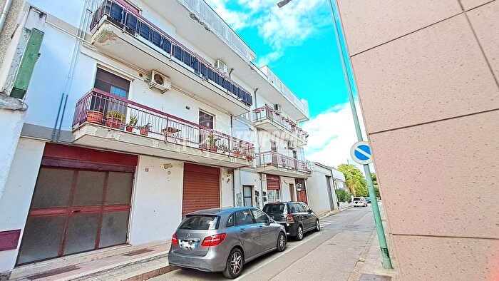 Appartamento trilocale in vendita in Via Tripoli B, Adelfia