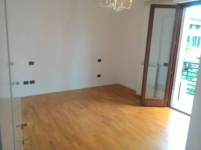 Appartamento trilocale in affitto in Pantani, Vecchiano