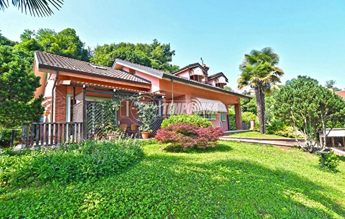 Casa con 7 locali in vendita in Via Baudana, San Raffaele Cimena