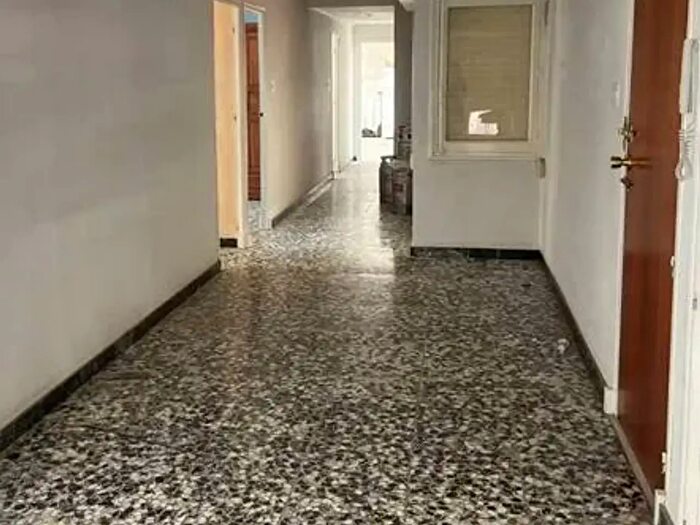 Appartamento trilocale in vendita in Via Podgora, Milano