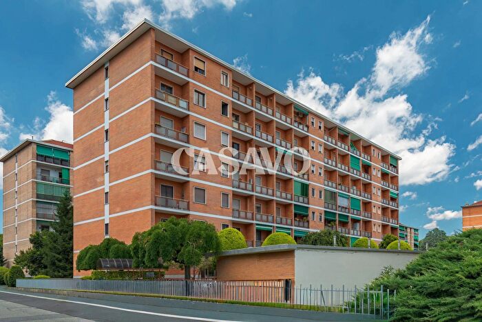 Appartamento con 9 locali in vendita in Torino