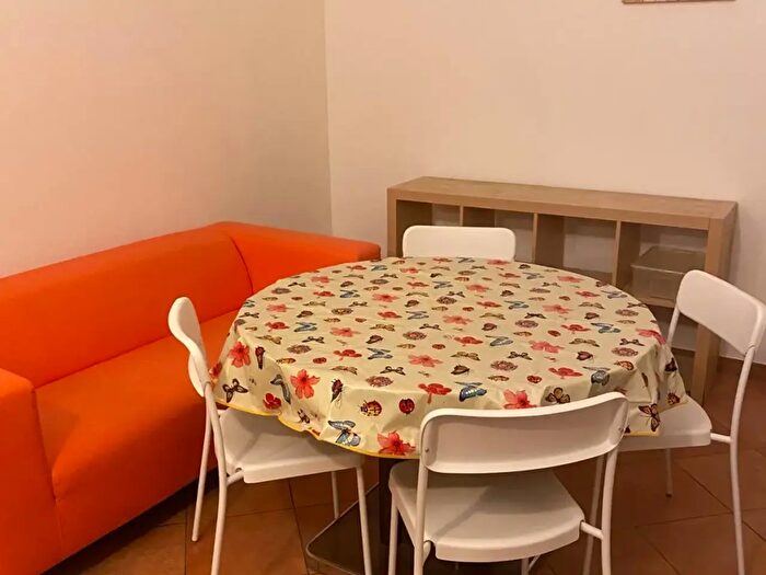 Appartamento trilocale in affitto in Borgo Schizzati, Parma