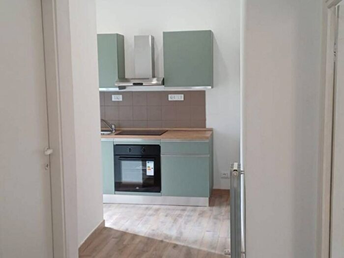 Appartamento trilocale in affitto in Via Augusto Cavenna, Isoverde, Campomorone