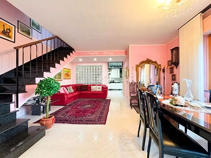 Appartamento quadrilocale in vendita in Via San Camillo De Lellis, Chieti