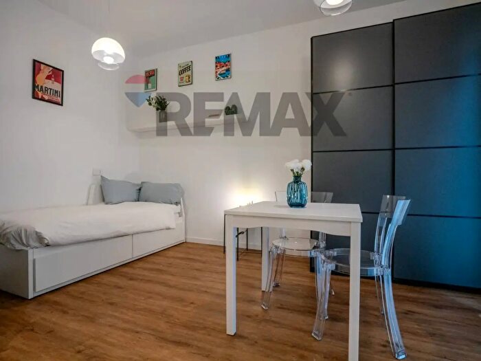 Appartamento monolocale in affitto in Via Martiri Oscuri, Milano