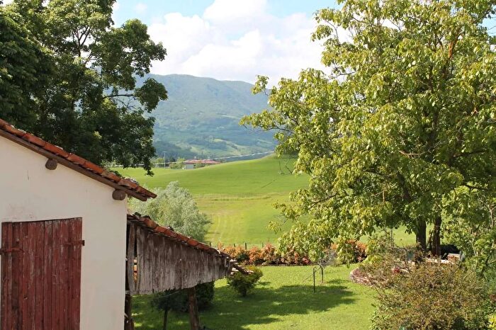 Casa con 5 locali in vendita in Mozzano, Neviano Degli Arduini