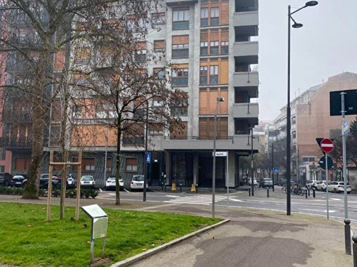 Appartamento trilocale in affitto in Viale Giovanni Agnelli, Braila Stazione, Lodi