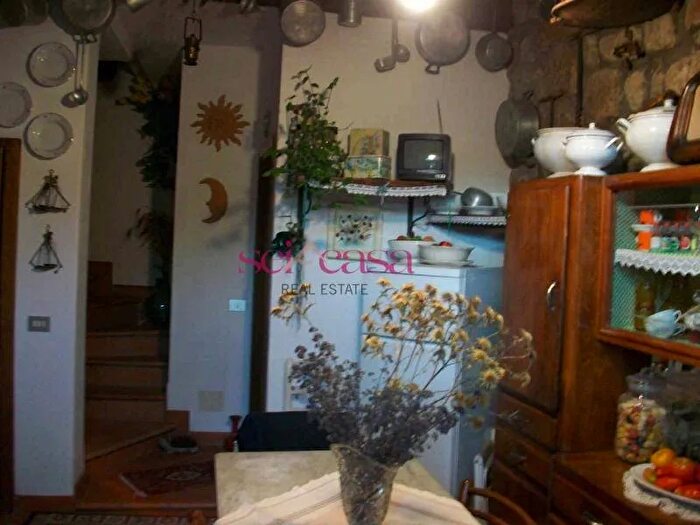 Appartamento con 5 locali in vendita in Santa Fiora