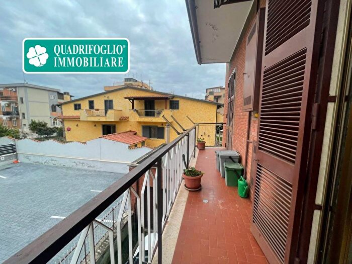 Appartamento trilocale in affitto in Via Francesco Rosaspina, Torre Angela, Roma