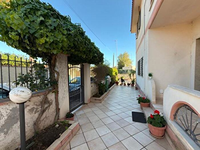 Casa con 6 locali in vendita in Via San Gordiano, Civitavecchia