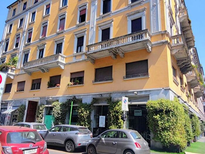 Appartamento bilocale in affitto in Via Felice Casati, Buenos Aires, Milano