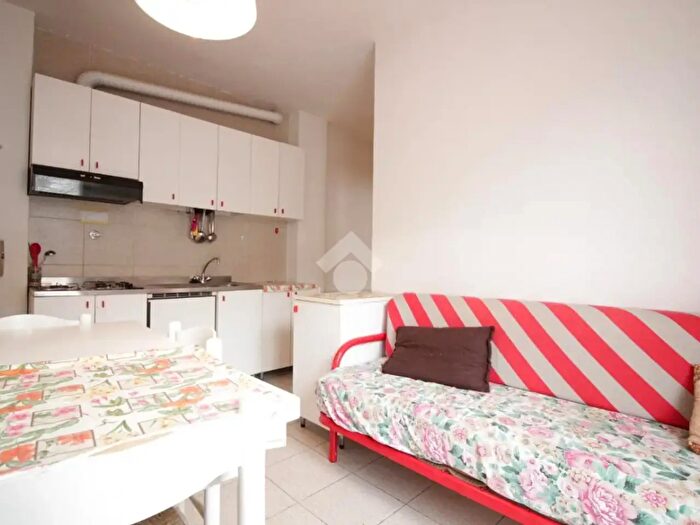 Appartamento trilocale in vendita in Via G Marconi, Lizzano In Belvedere