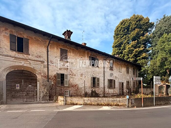 Casa con 10 locali in vendita in Via della Chiesa, Cervignano D'Adda