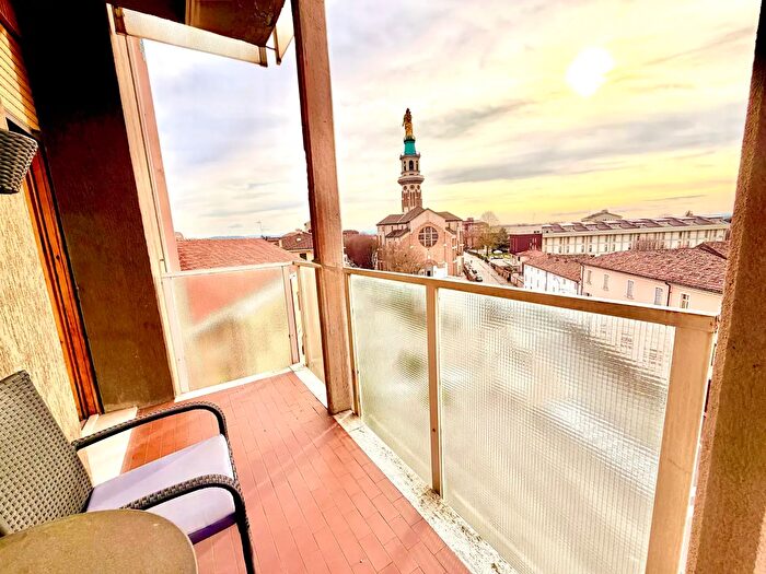 Appartamento con 7 locali in vendita in Tortona