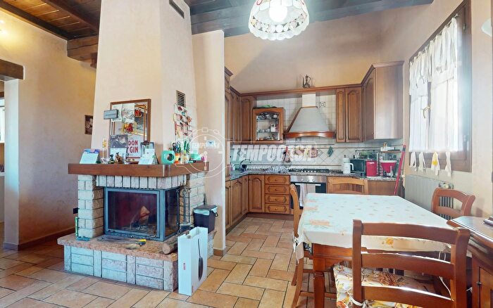 Appartamento trilocale in vendita in Serramazzoni