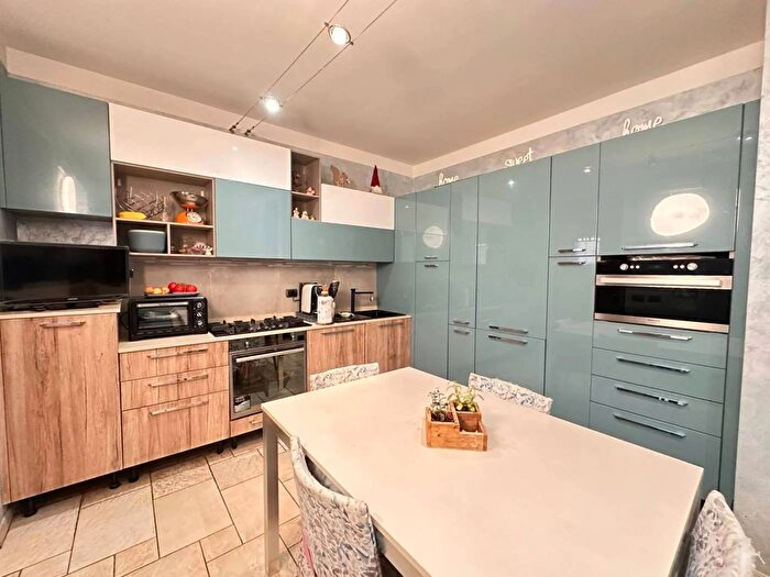 Casa quadrilocale in vendita in Frazione Rusa Campertogno, Campertogno