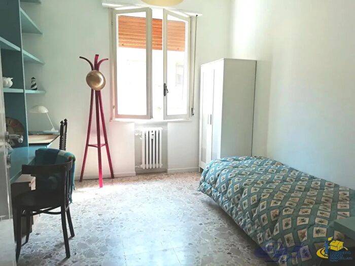 Appartamento trilocale in affitto in Via Marchesi, Parma