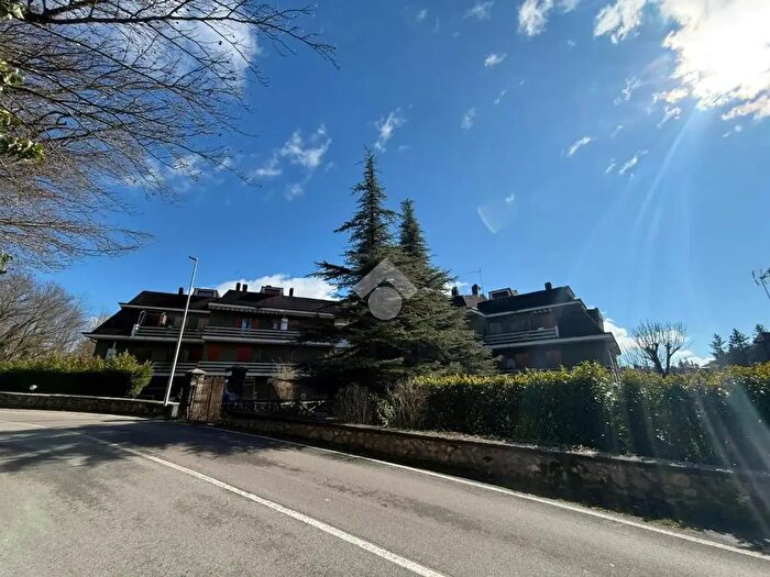 Appartamento trilocale in vendita in Via per Trevi, Trevi Nel Lazio