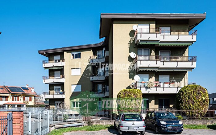 Appartamento trilocale in vendita in Via S dAcquisto, Nerviano