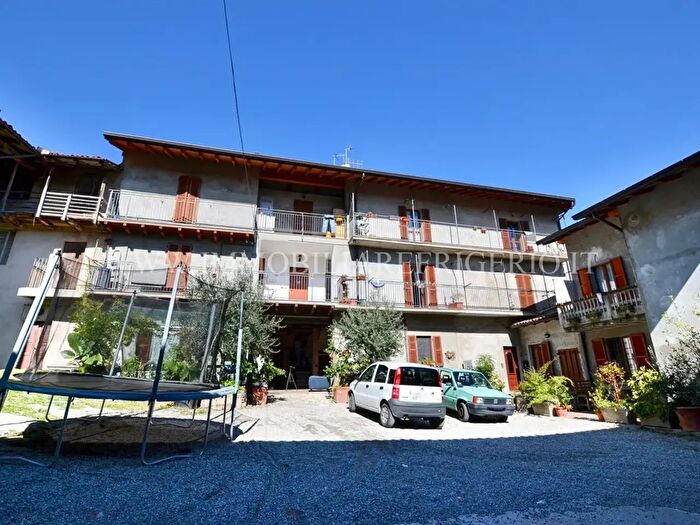 Appartamento quadrilocale in vendita in Frazione Taiello, Valgreghentino