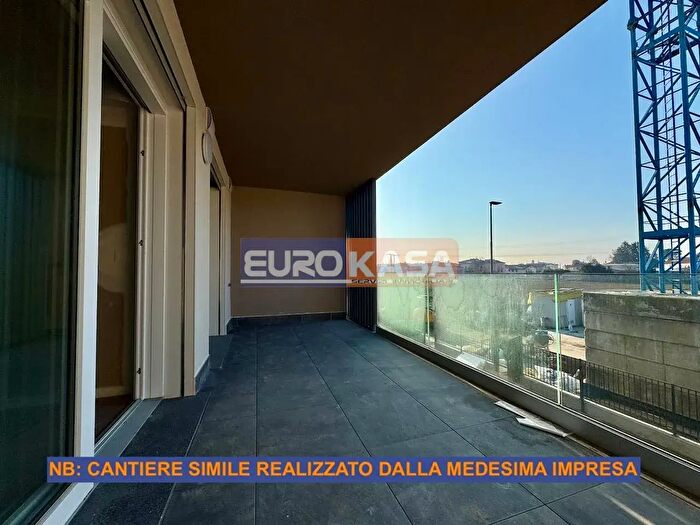 Appartamento trilocale in vendita in Via Konrad, Osio Sopra
