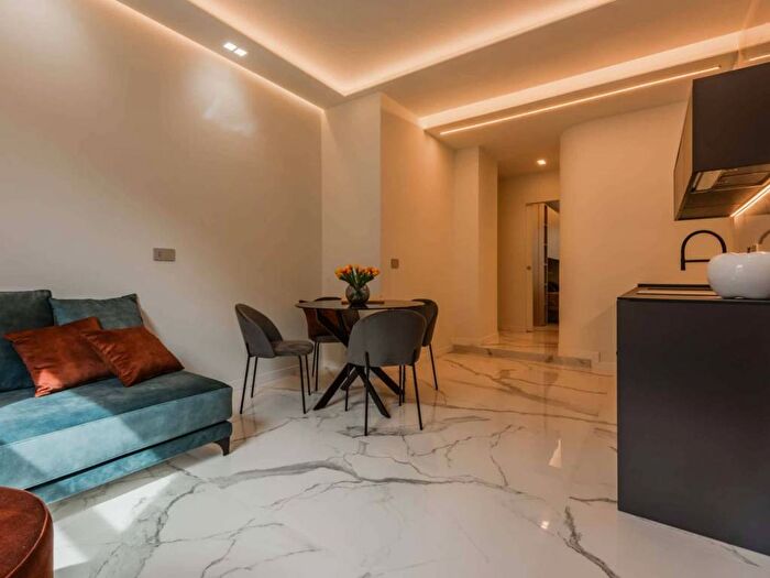 Appartamento bilocale in affitto in Via Ruggero Boscovich, Buenos Aires, Milano