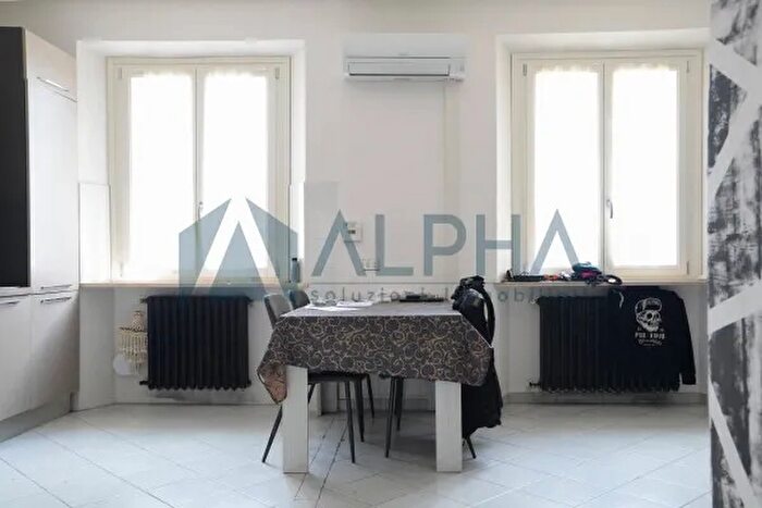 Appartamento trilocale in vendita in Via del Monte, Borghi