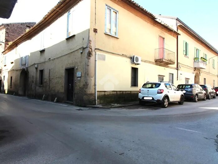 Casa con 6 locali in vendita in Via Francesco Landi, Caserta