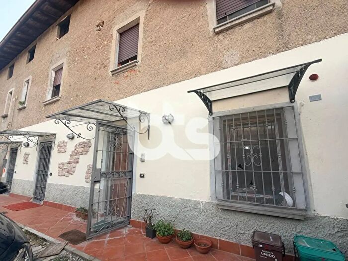 Appartamento quadrilocale in vendita in Via Tagliamento, Rovato