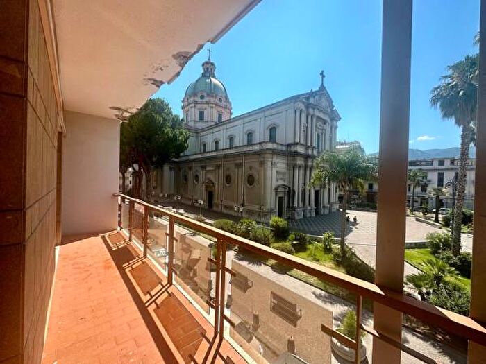 Appartamento con 5 locali in vendita in Via Dante Alighieri, Barcellona Pozzo Di Gotto