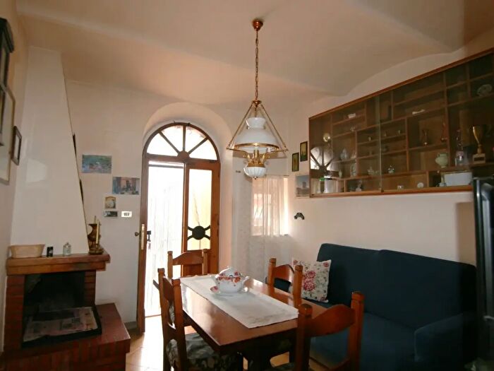 Casa con 5 locali in vendita in Sinalunga