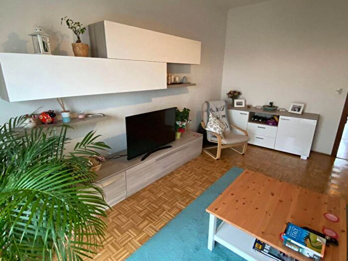 Appartamento con 5 locali in affitto in Riviera Cengiaretto, Centro, Adria