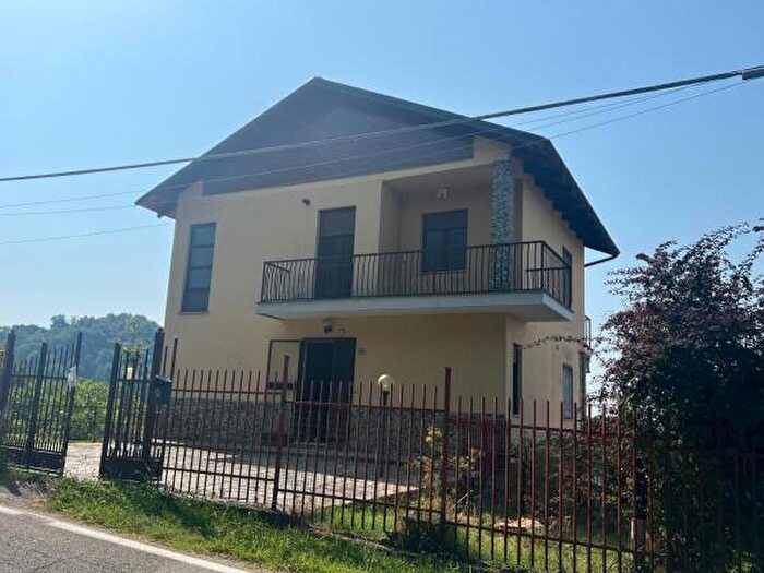 Casa quadrilocale in vendita in Via Trotta, San Raffaele Cimena