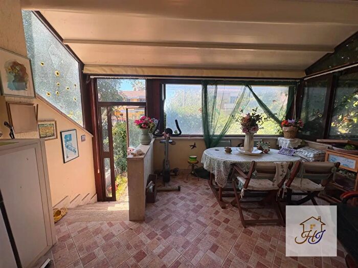 Casa con 6 locali in vendita in Anzio
