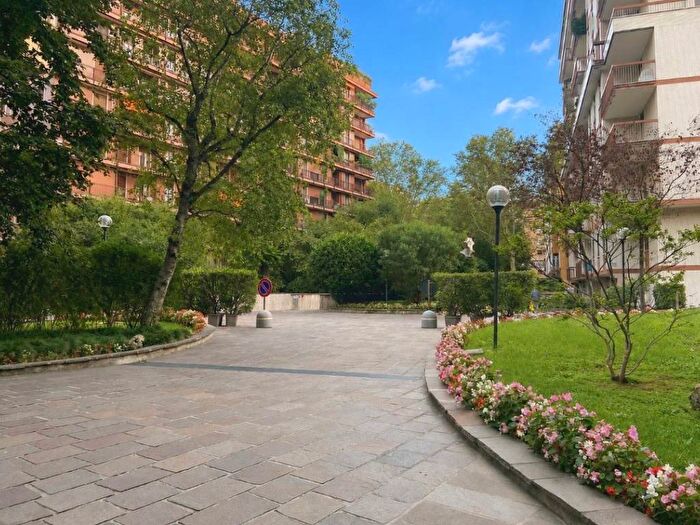 Appartamento bilocale in affitto in Via Giuseppe Frua, Frua, Milano