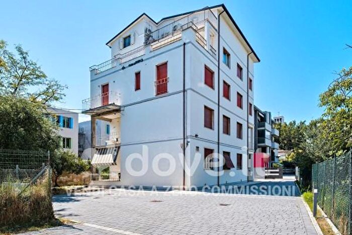 Appartamento con 5 locali in vendita in Via Benedetto Croce, Pescara