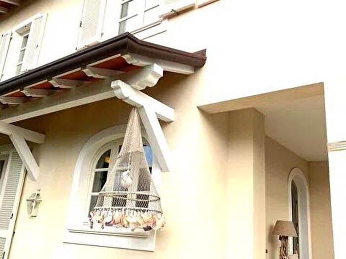 Casa con 6 locali in affitto in Via Agnelli, Centro, Forte dei Marmi