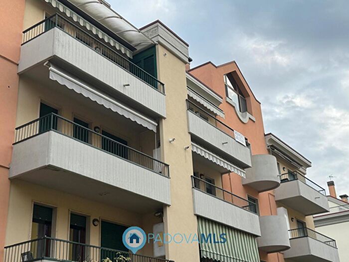 Appartamento quadrilocale in vendita in Via Ragazzi del, Padova